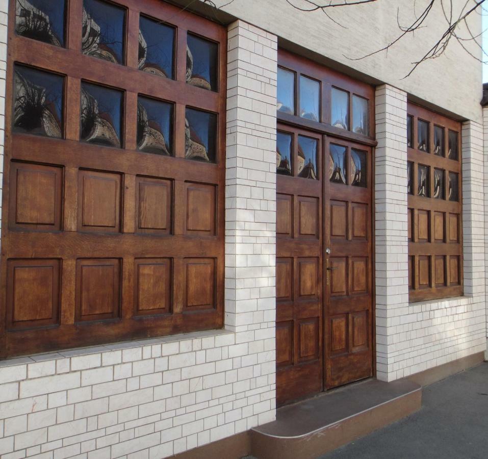 Ferienwohnung Liliom Szegedin Exterior foto